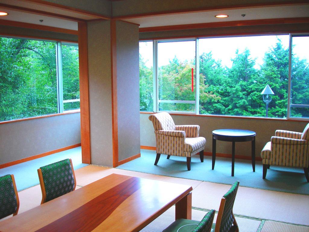 Awanosho Hotel Miyoshi  Buitenkant foto
