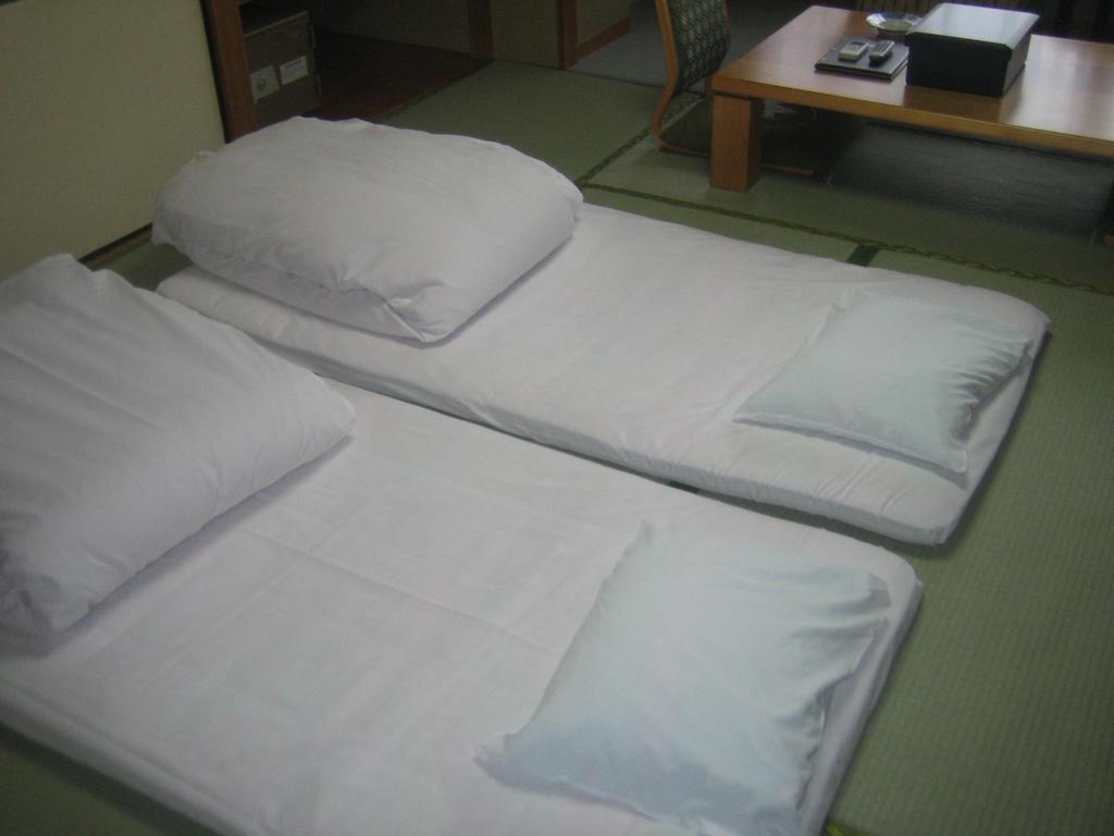 Awanosho Hotel Miyoshi  Buitenkant foto