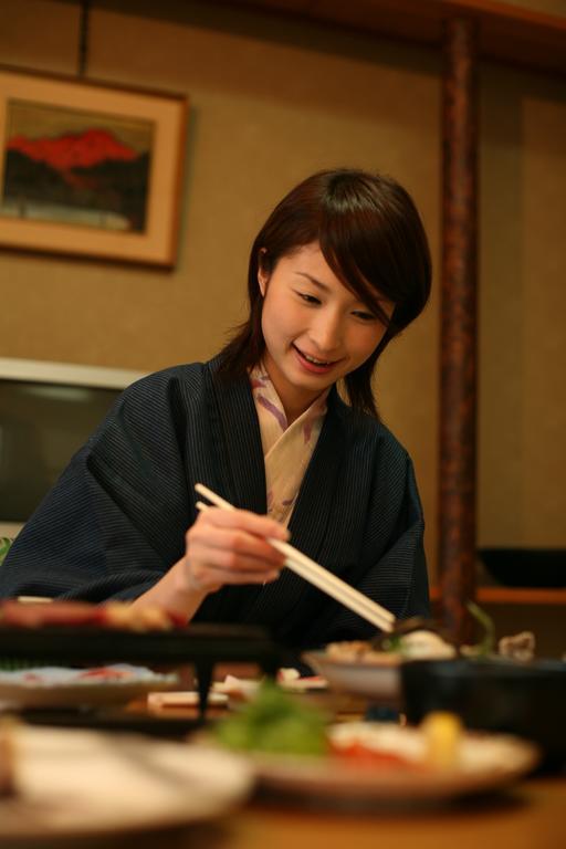 Awanosho Hotel Miyoshi  Buitenkant foto